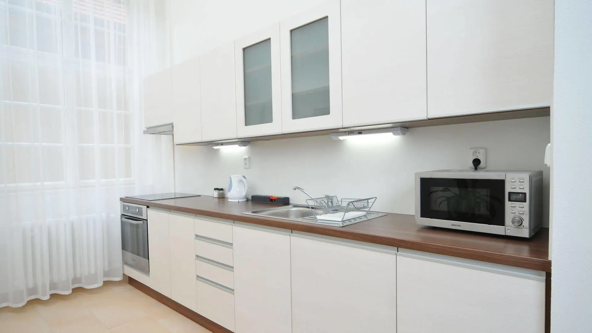 Apartment House Anenska Прага